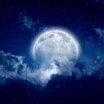 月は宇宙船？ 人工天体？ 生命体？（2025年10月号）